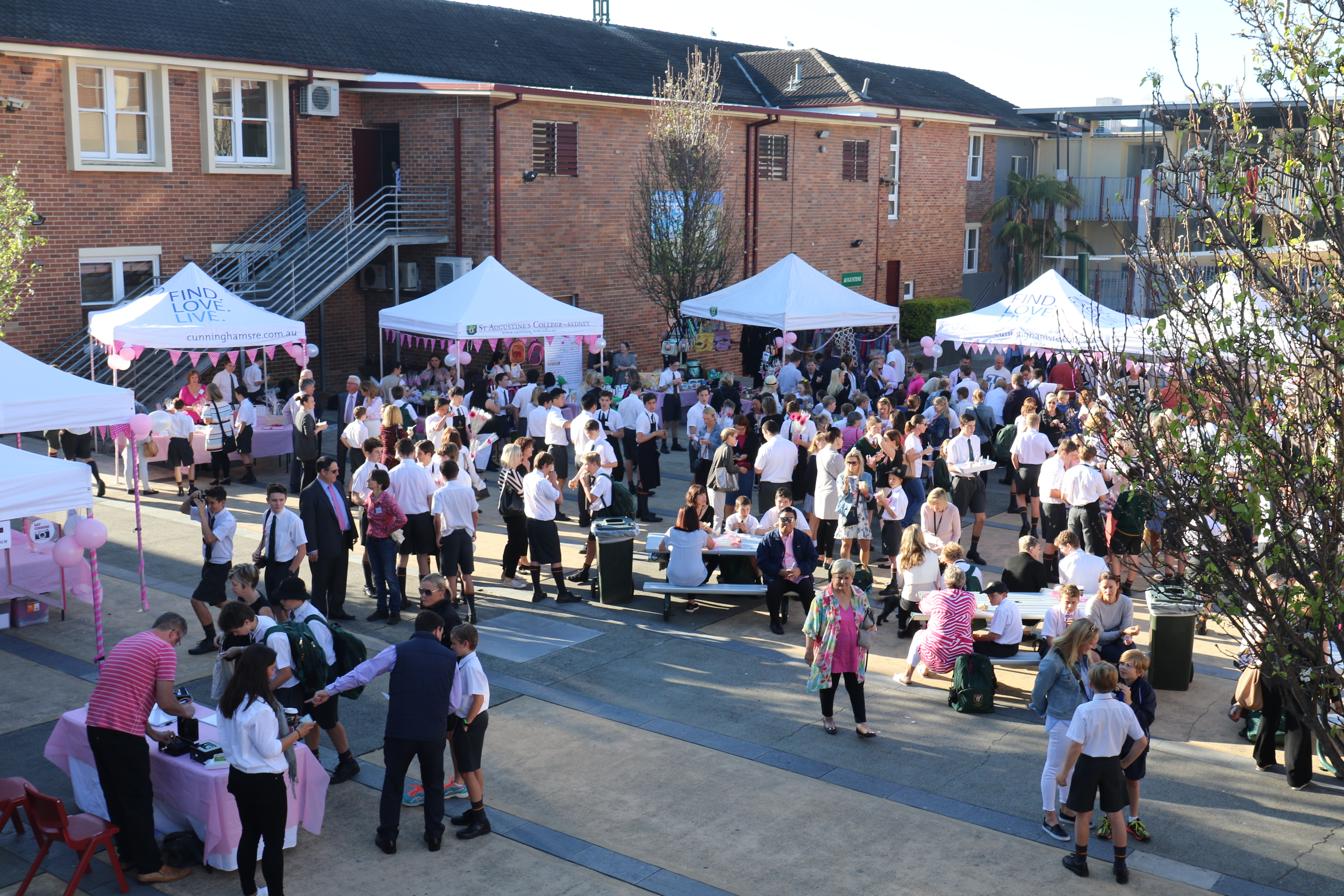 Pink-Breakfast-2017-132.JPG?mtime=20180919151048#asset:8782