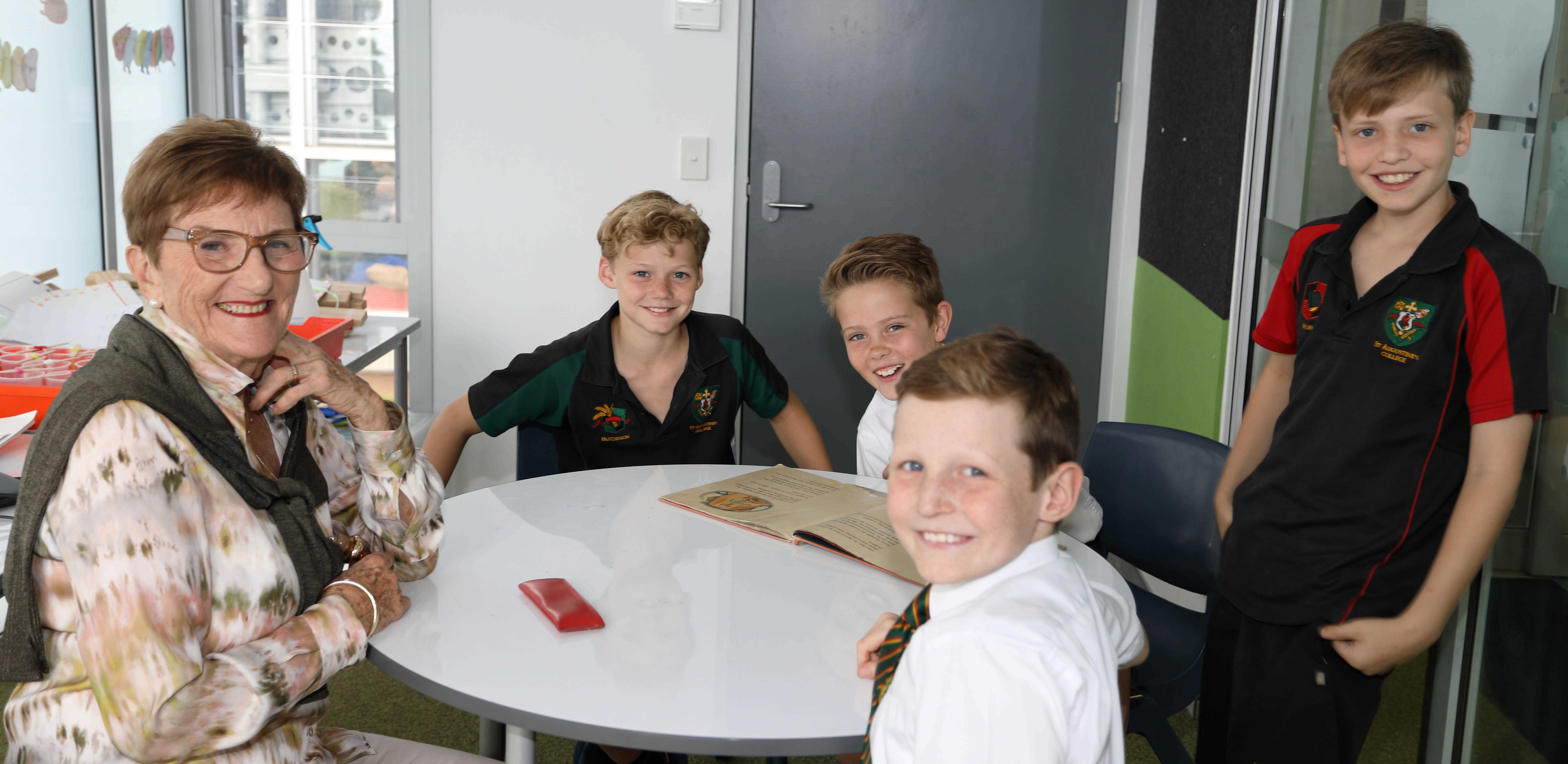 Primary-Grand-Parents-Day-2018-044.jpg?mtime=20181128160239#asset:10224